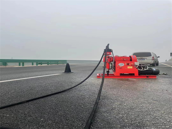 德江马路路基路面开裂下沉注浆加固灌浆